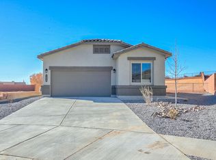 1600 Valle Vis NW, Los Lunas, NM 87031