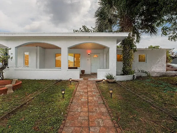 17915 NW 43rd Ct, Miami Gardens, FL 33055