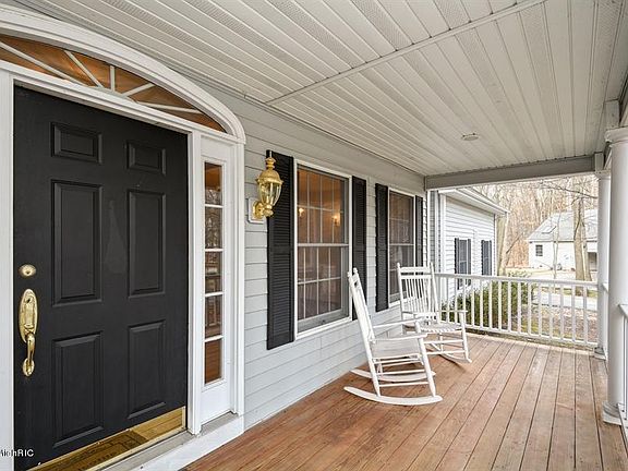 3rd image of 9326 Kramar Dr