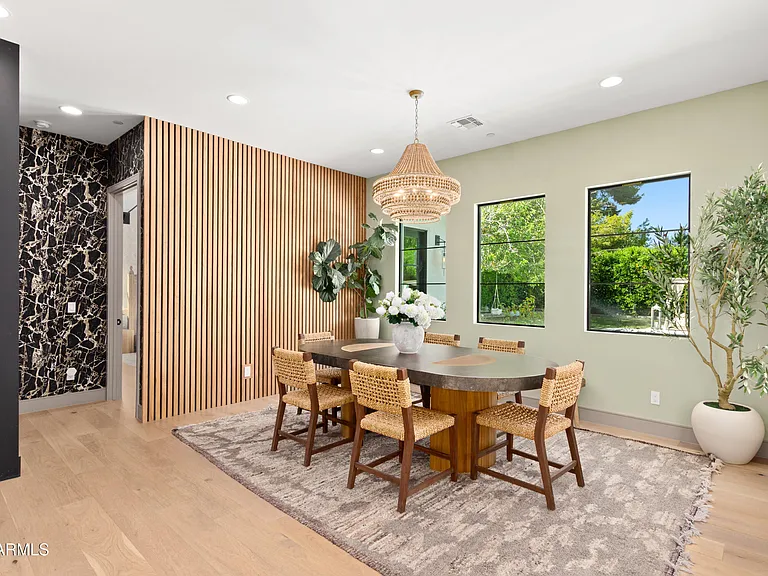 2912 E Pierson St — Photo 20