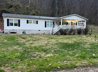 489 Adams Cemetery Rd, Prestonsburg, KY 41653