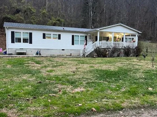 489 Adams Cemetery Rd, Prestonsburg, KY 41653