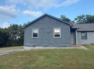 124 Crestview Dr #A, Franklin, KY 42134