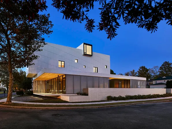 782 River Park Dr, Memphis, TN 38103