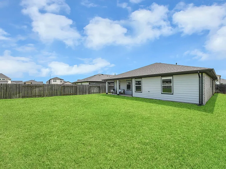 3306 Dagostino Creek Dr — Photo 42