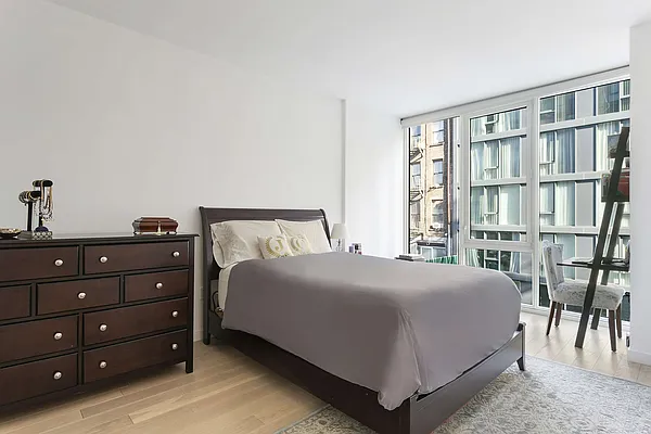 Rented by Compass | media 24