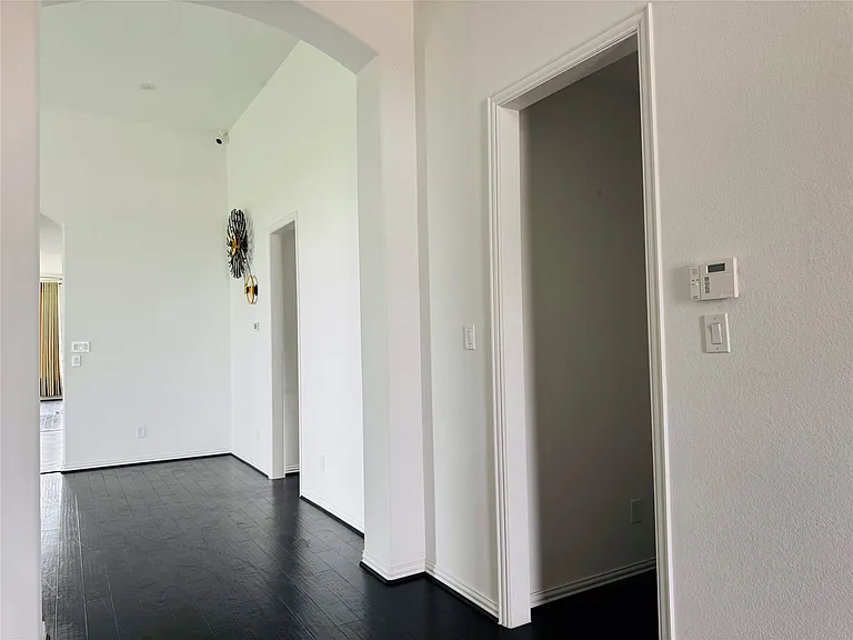 8403 Terrace Valley Cir — Photo 33