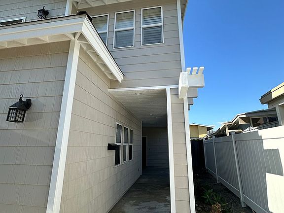 2nd image of 1273 Hanover Ln