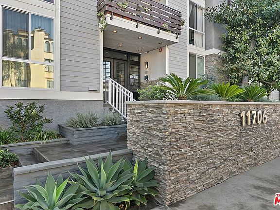 3rd image of 11706 Montana Ave APT 308