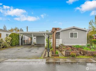 1220 NE Knowles Dr, Vancouver, WA