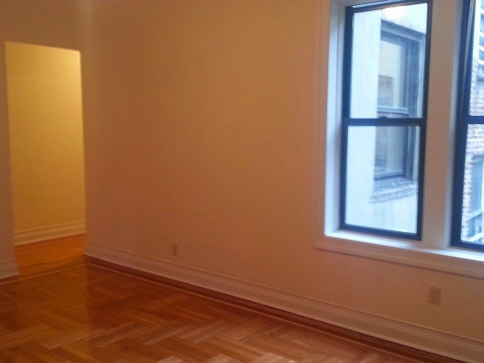 1st image of 11902 91st Ave APT 4H