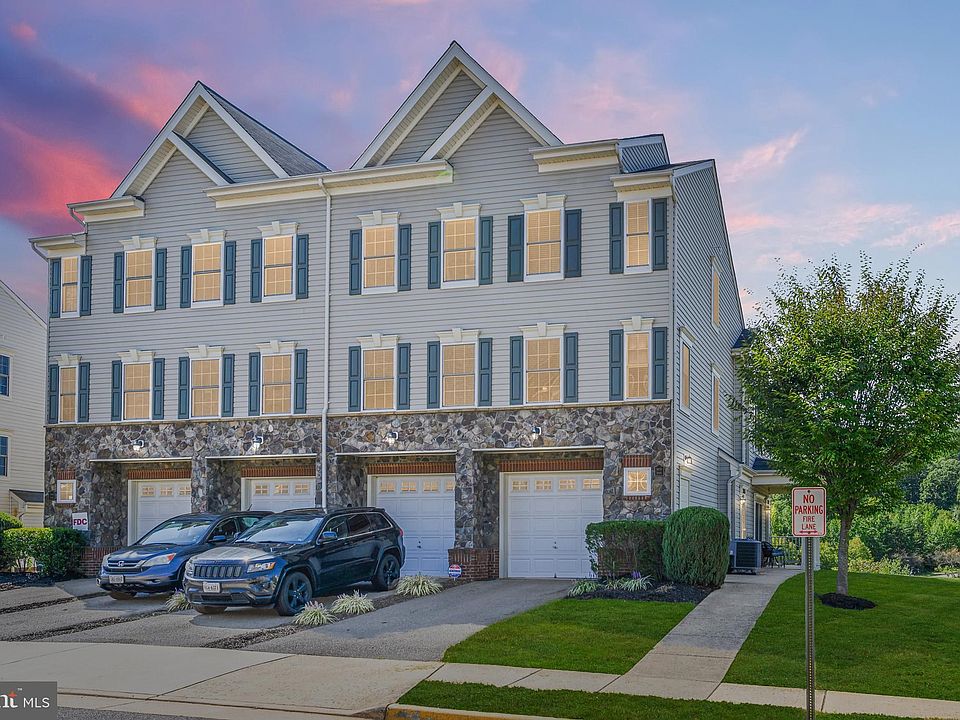 1st image of 2826 Chinkapin Oak Ln #216