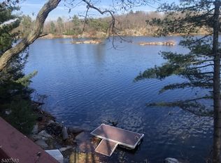 6 Jans Way, Andover, NJ 07821