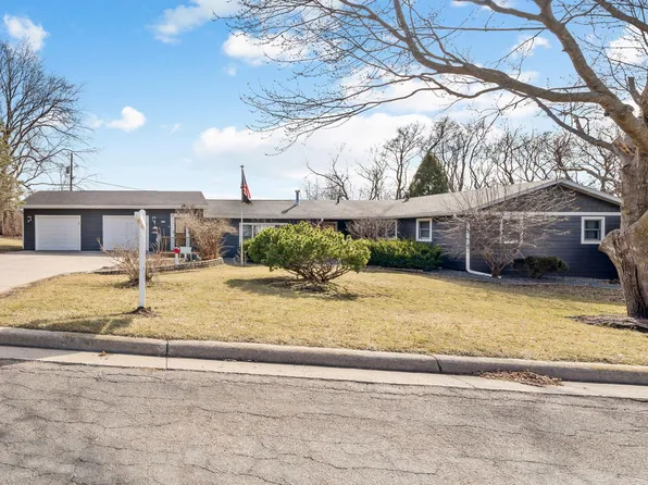 281 Tower Heights Ct, Prescott, WI 54021