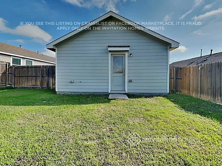 3220 Crestone Dr — Photo 16
