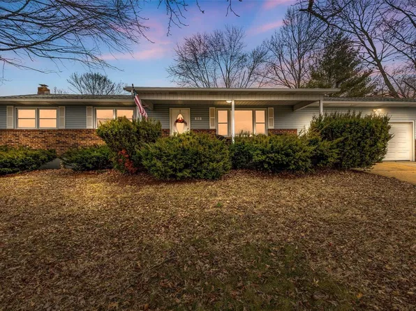 301 Kingsbury Blvd, Fredericktown, MO 63645