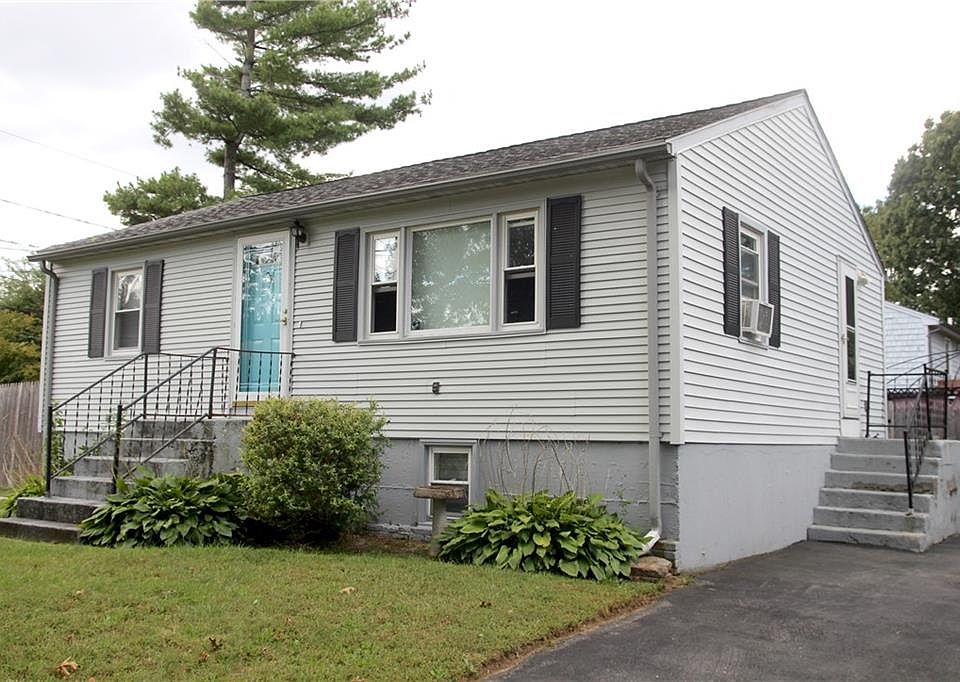 29 Pequot Ave, Warwick, RI 02889 Zillow