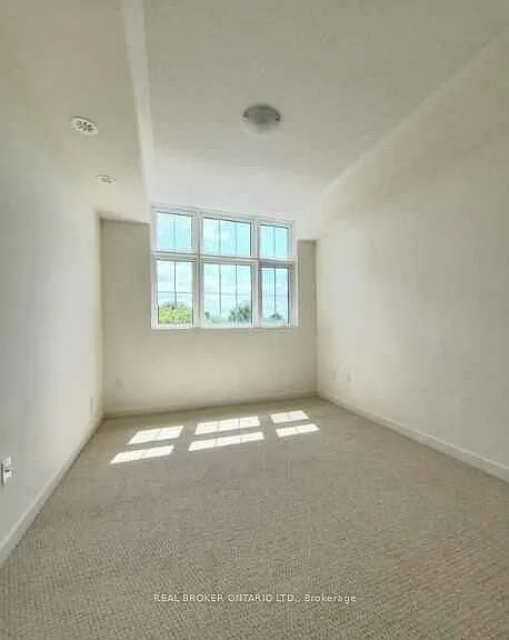 2 Linsmore Pl #204 — Photo 10