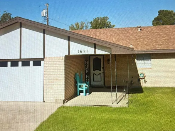 1621 N Tasker Dr, Hobbs, NM 88240