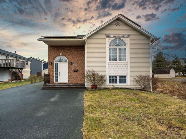662 Caldwell Rd, Halifax, NS B2V 1L1