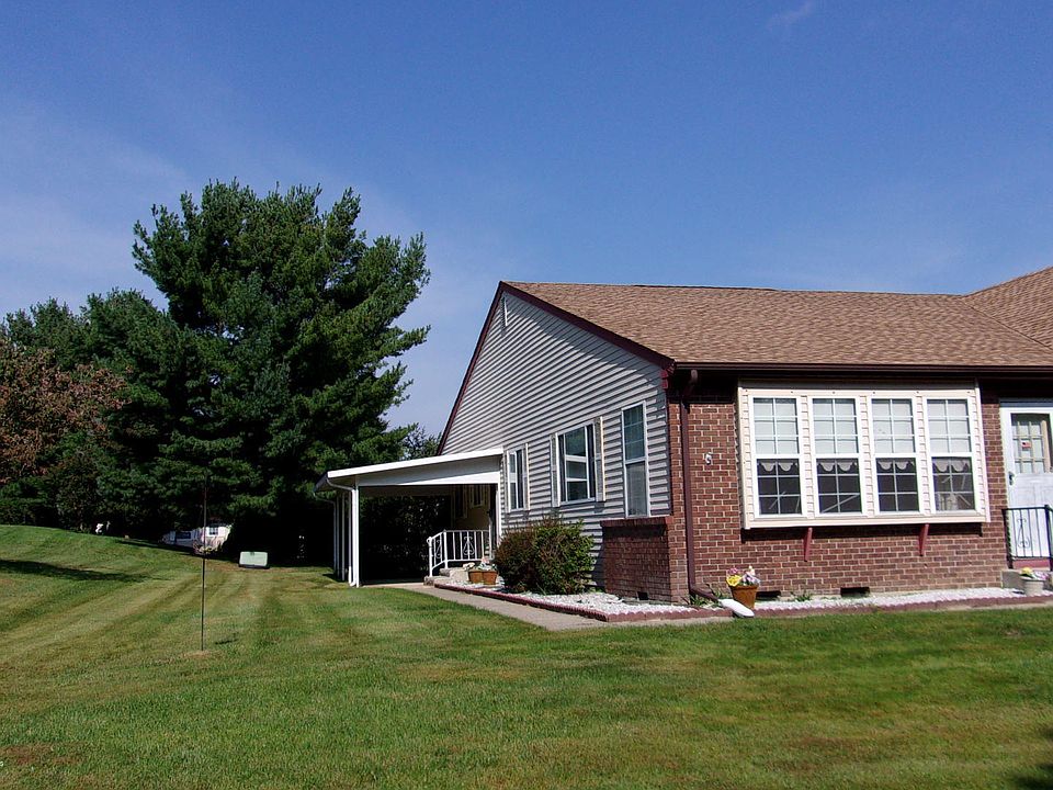 1st image of 7 Norwich Drive #A