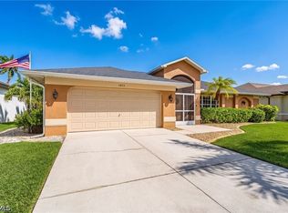 1823 SW 39th St, Cape Coral, FL 33914