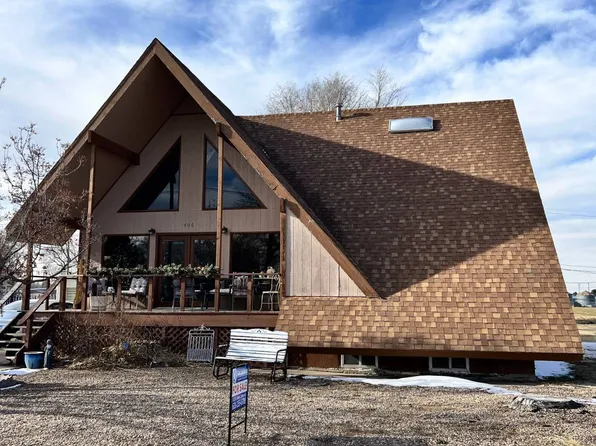 406 W Kingman Ave, Lakin, KS 67860