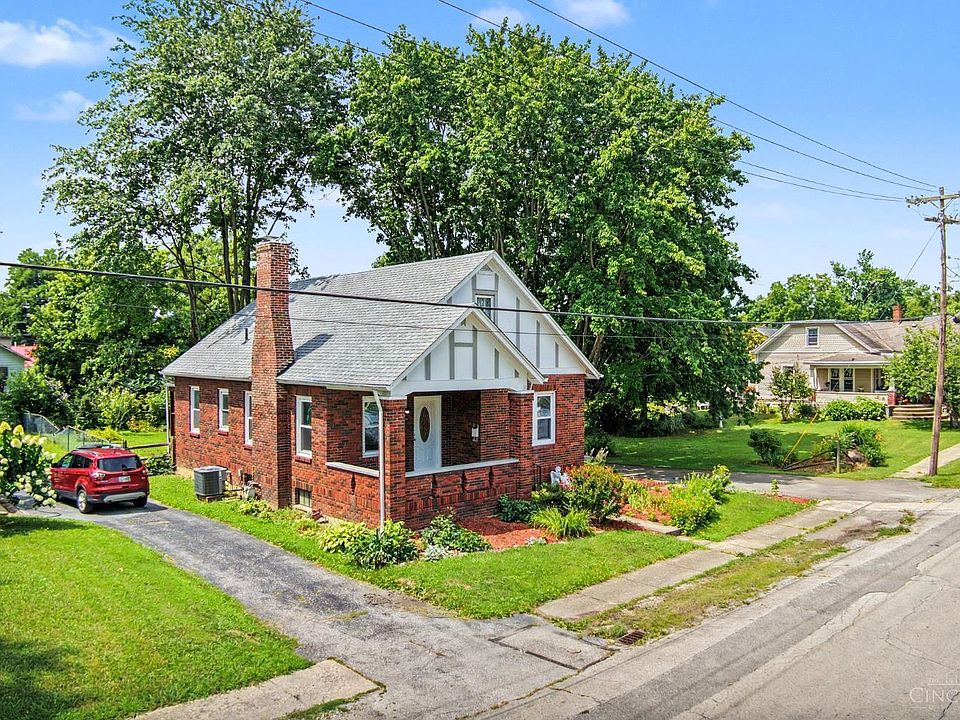 1st image of 207 W Plum St