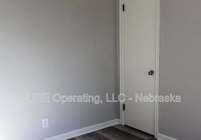 670 S 69th St — Photo 23