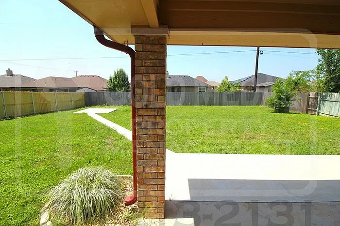 302 James Loop — Photo 28