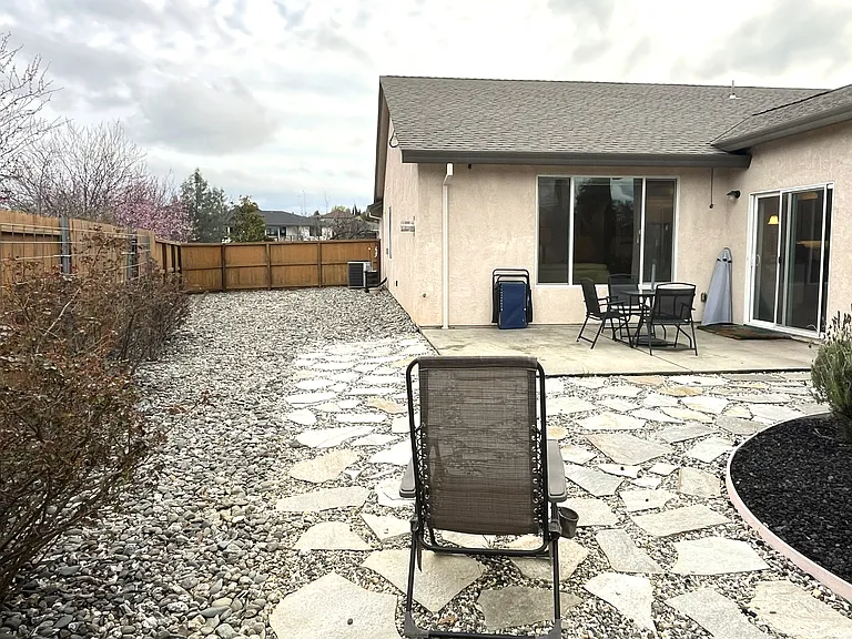 358 Reddington Dr — Photo 24