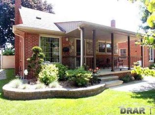 9369 Niver Ave, Allen Park, MI 48101
