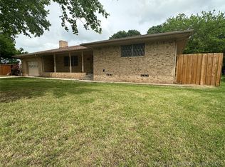 214 W Burney St, Colbert, OK 74733