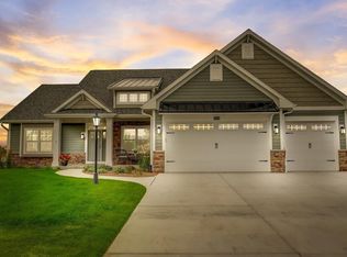 5916 Indigo Dr, Racine, WI 53406