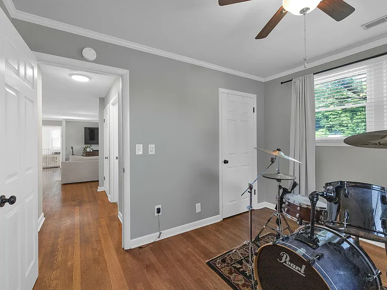 1610 Leaf Ave — Photo 17