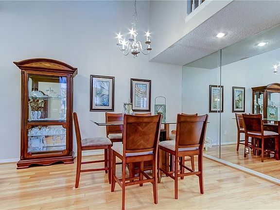 5th image of 2554 Stony Brook Ln