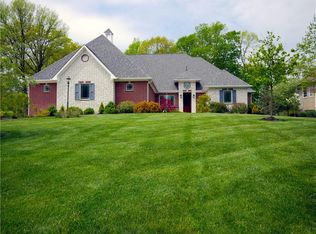 11620 Carriage Ln, Carmel, IN 46033