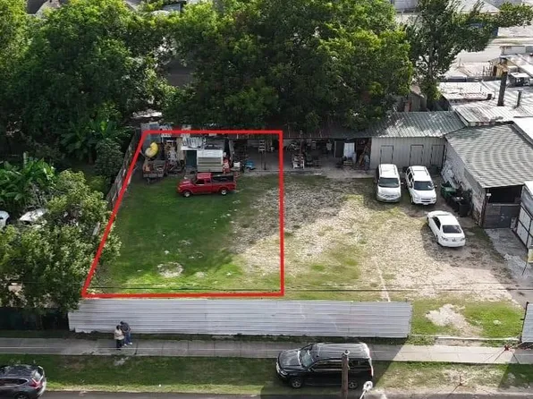 1020 Hogan St Lot 9, Houston, TX 77009