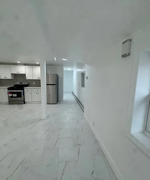 33 Mervin St #1 — Photo 6