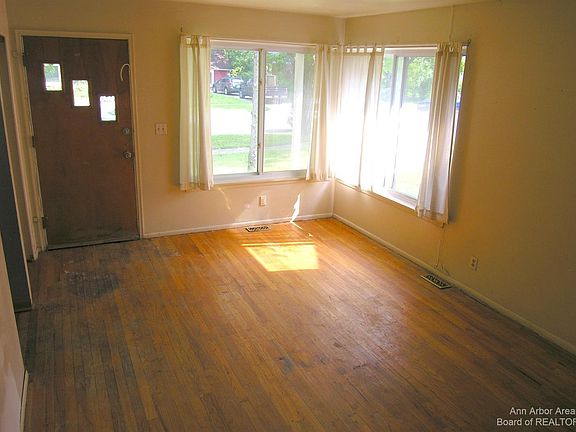 5th image of 1430 South Blvd