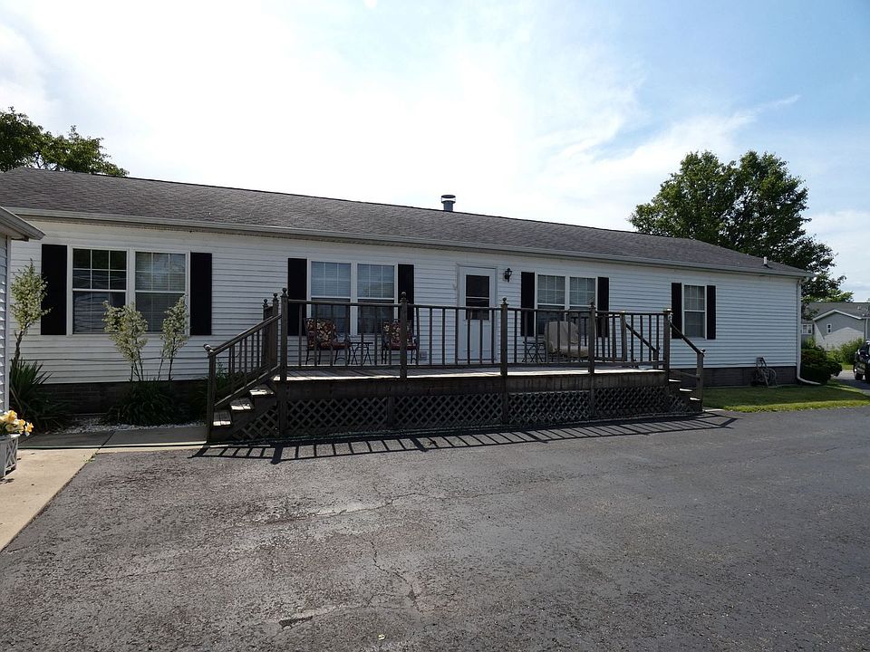 1st image of 324 Alana Dr