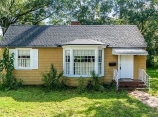 1071 Willis Dr, Jacksonville, FL 32205