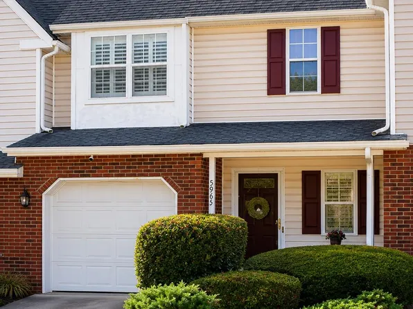 5965 Prescott Ct, Charlotte, NC 28269