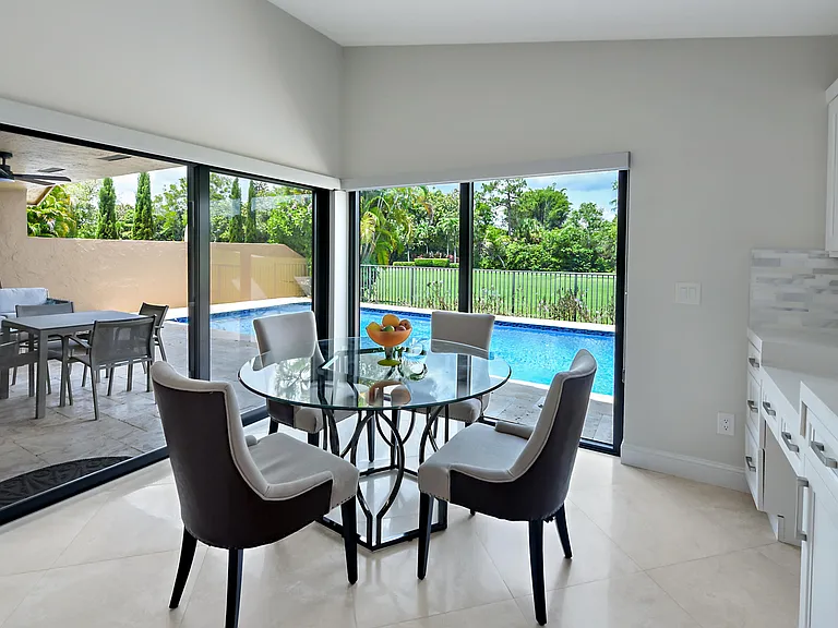 11204 Clover Leaf Cir — Photo 16
