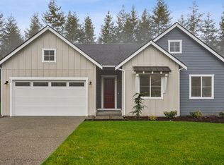 60 McCartney Peak Ln, Port Ludlow, WA 98365