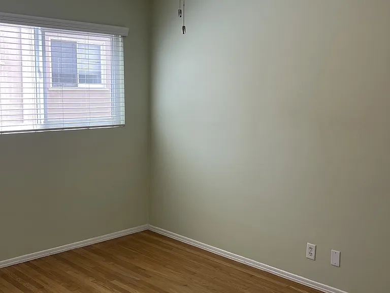 3355 Manning Ave #17 — Photo 23
