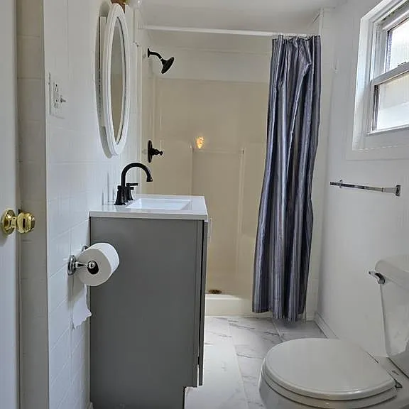 21411 Collingham Ave — Photo 20
