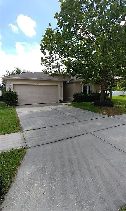 1st image of 3952 Stonefield Dr