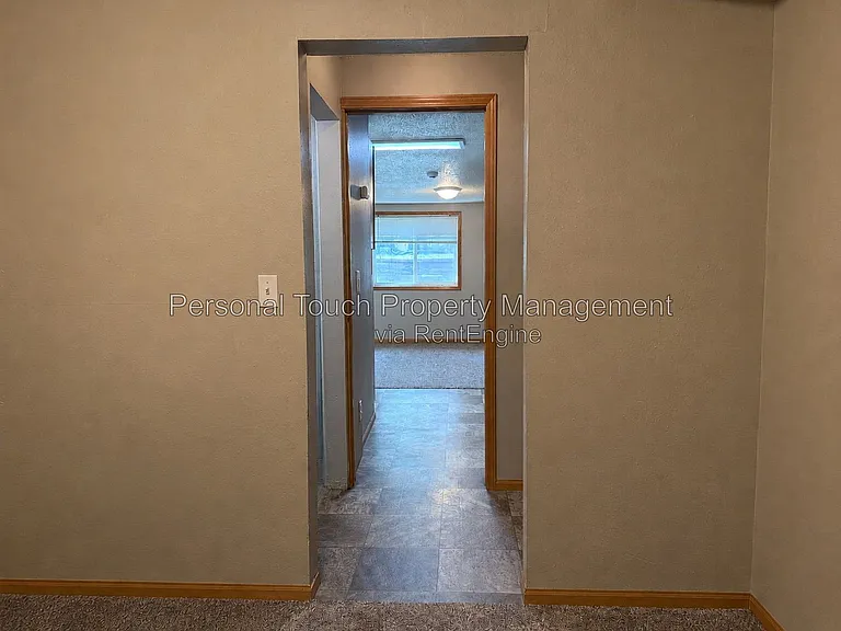 1009 13th Ave N #1 — Photo 20