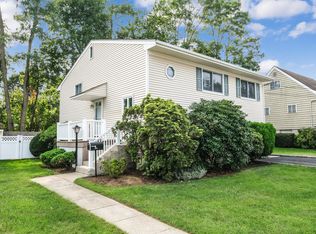 815 Jefferson Ave, Mamaroneck, NY 10543